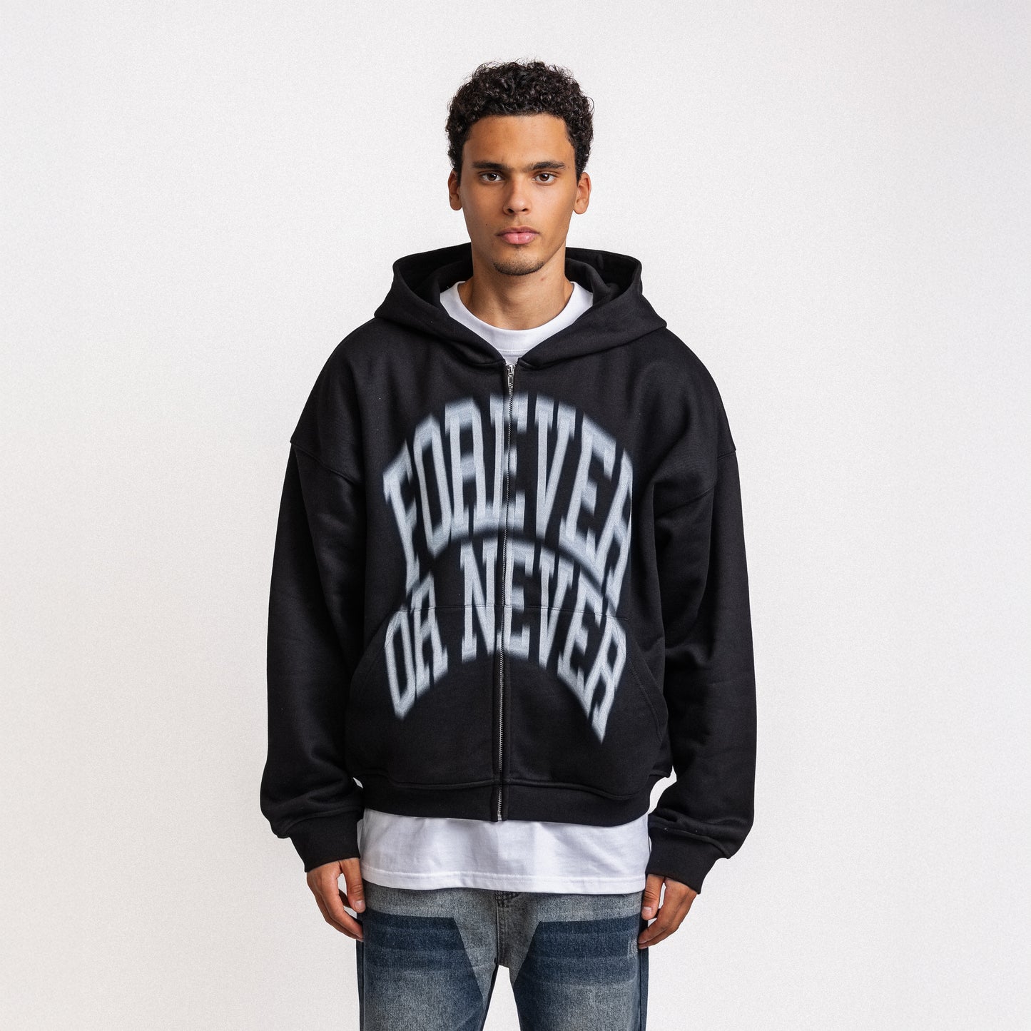 BLURRY FOREVER OR NEVER ZIP-UP HOODIE BLACK (PRE ORDER)