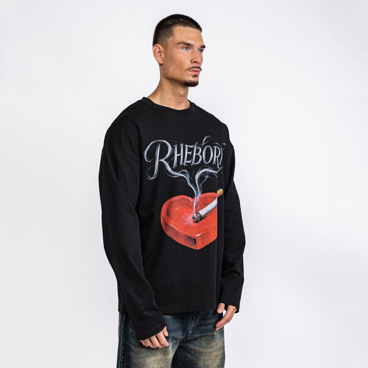 Ashtray Longsleeve Black