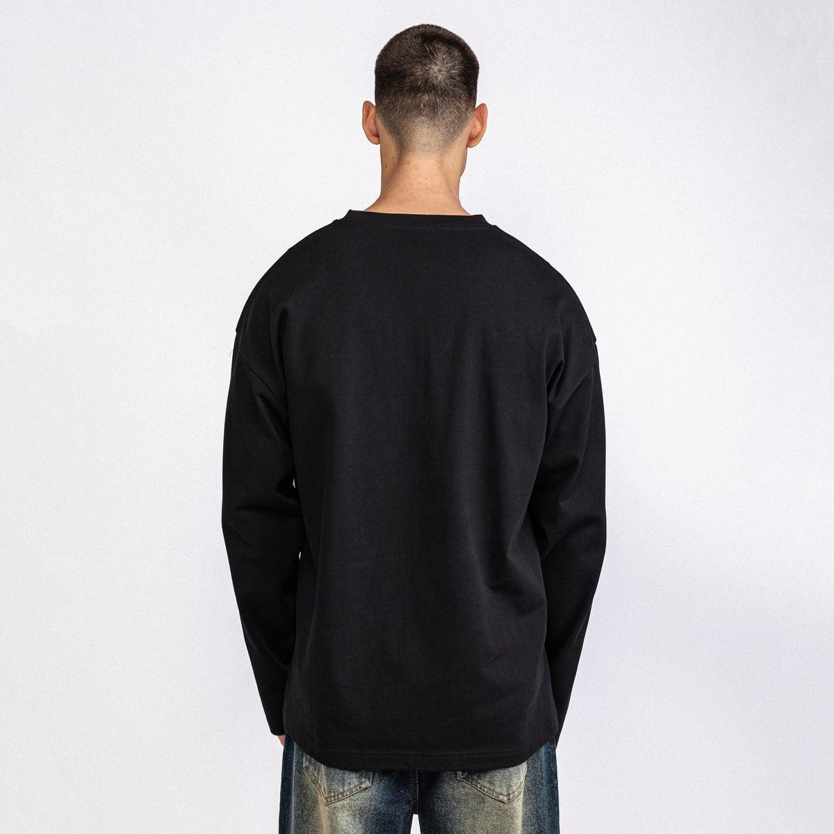 Pin Logo Longsleeve Black