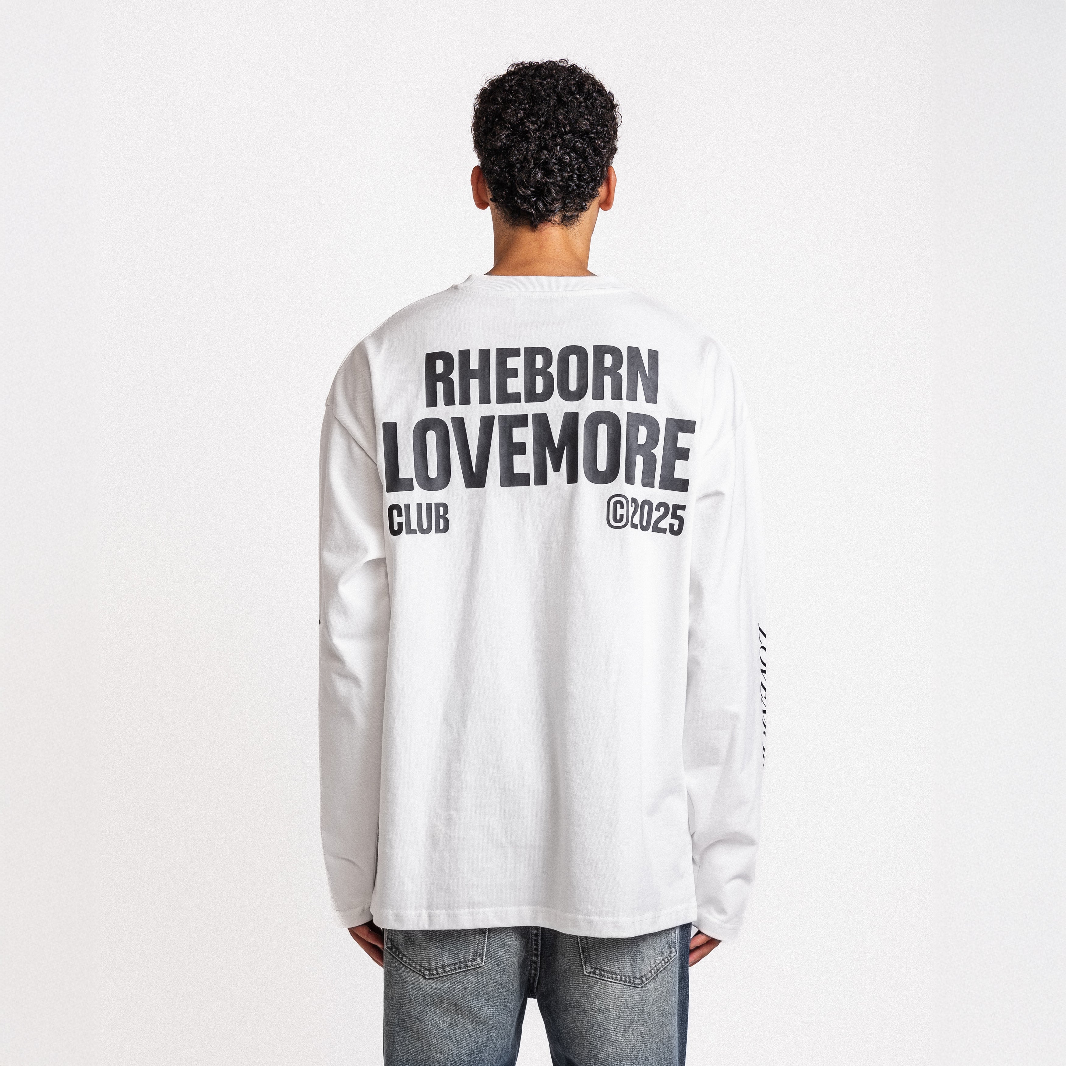 Love More Club Longsleeve White