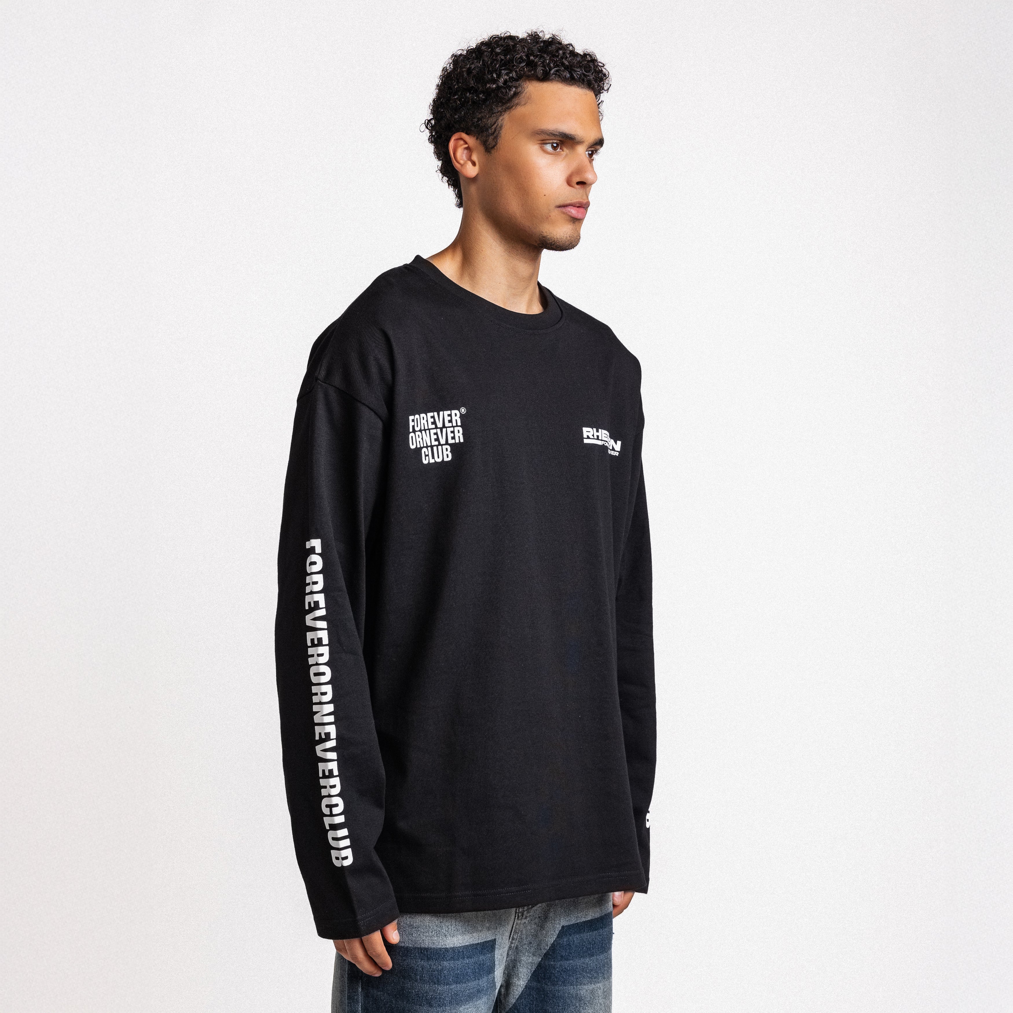 Forever Or Never Club Longsleeve Black