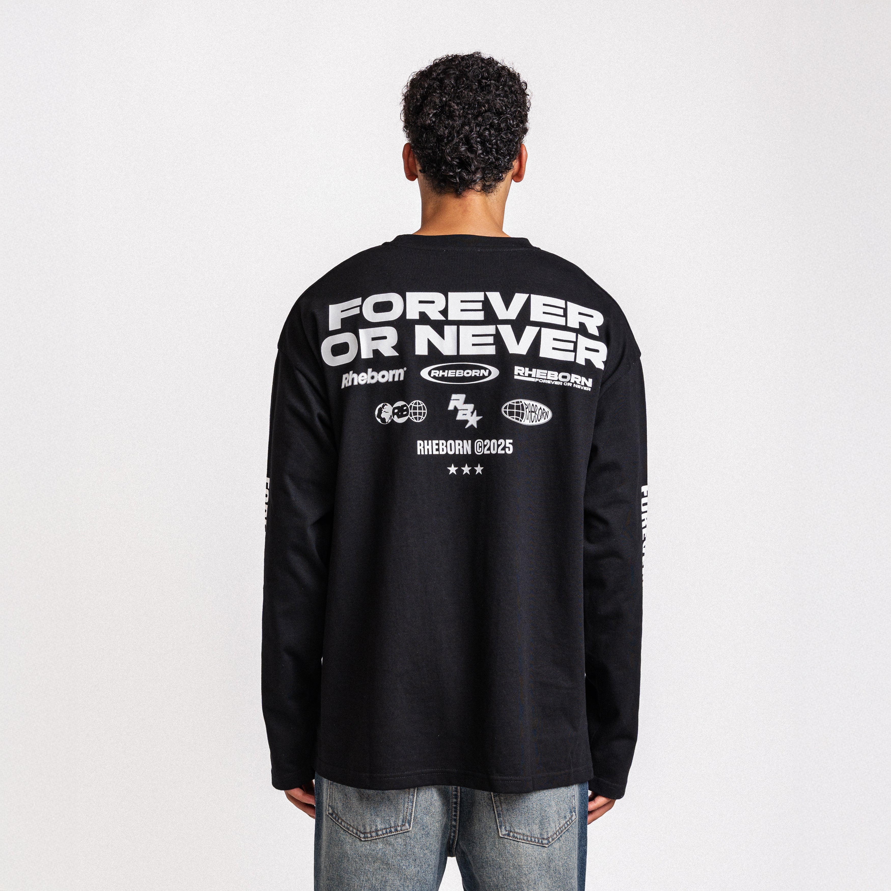 Forever Or Never Club Longsleeve Black