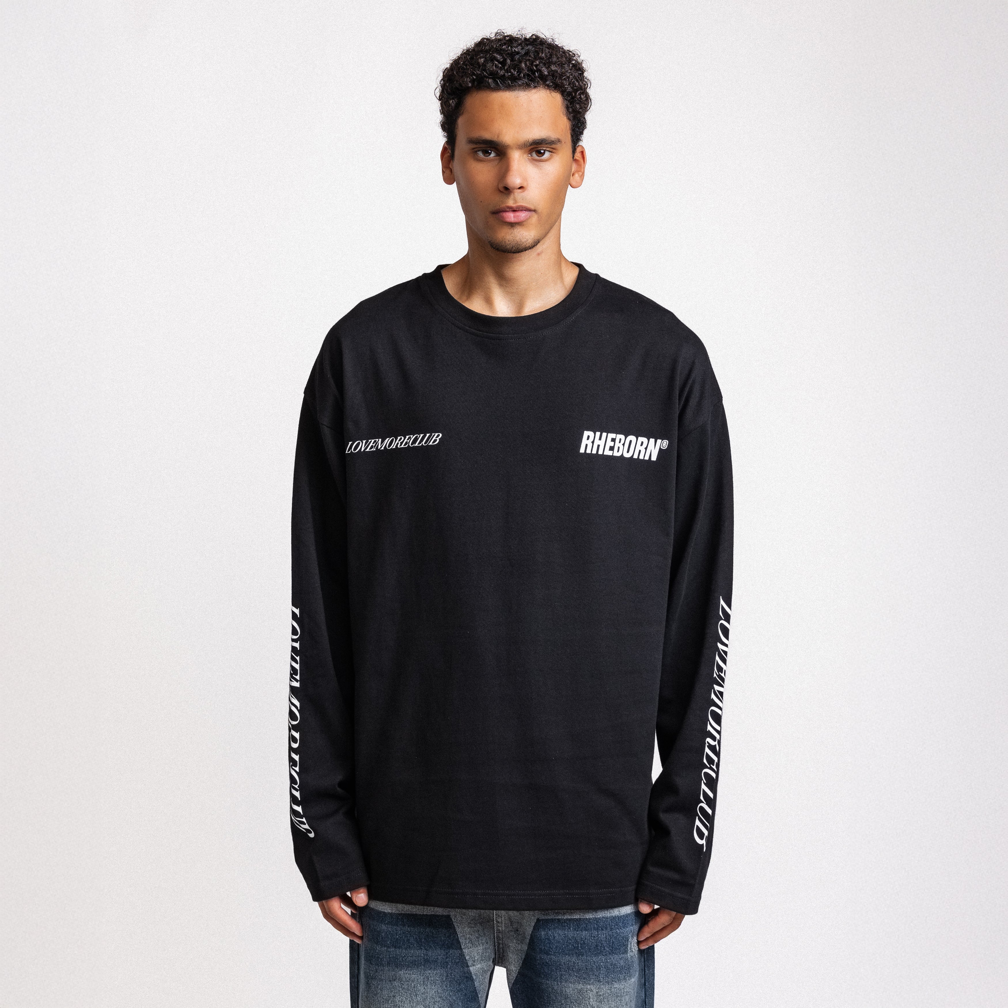 Love More Club Longsleeve Black