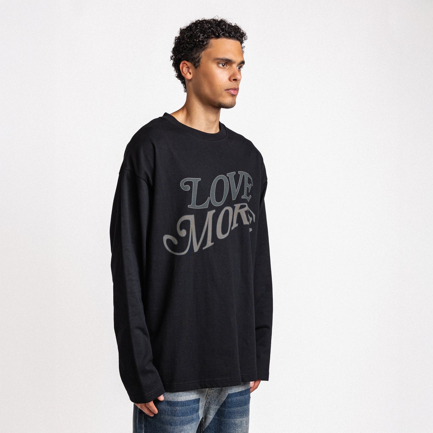 Love More Longsleeve Black