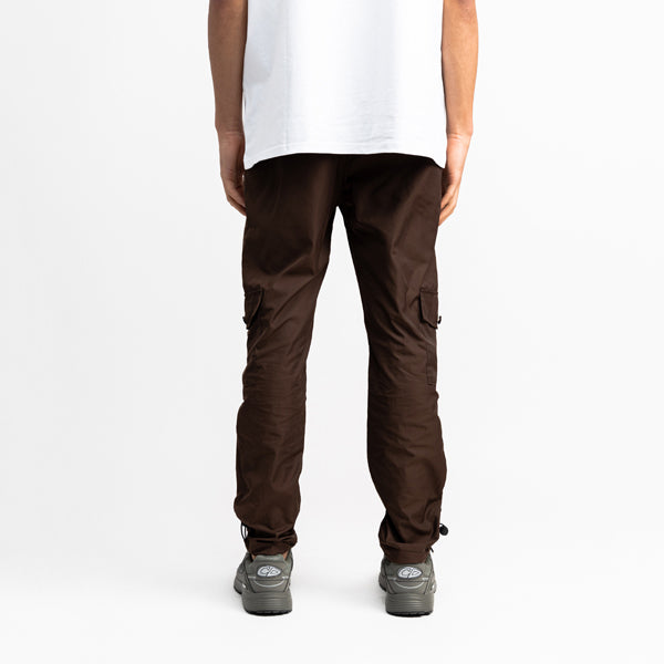 RAINCOAT FABRIC CARGO PANTS DARK BROWN